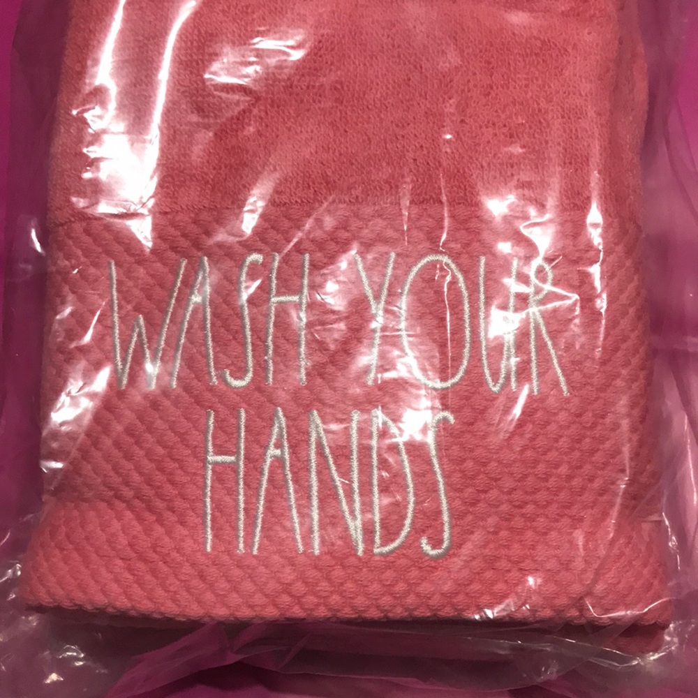 NEW Rae Dunn WASH YOUR HANDS hand towels set of 2 NEW BNIP